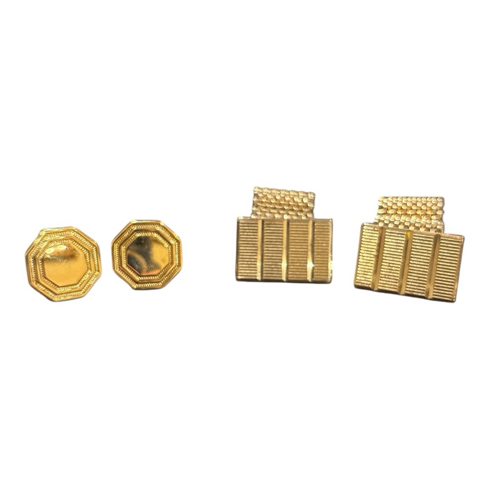 Men’s vintage cuff links 2 pair gold tone. J25